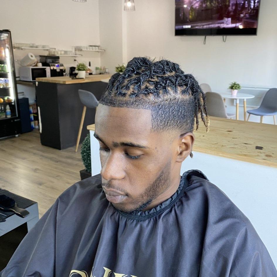 Tresses ou vanilles de locks (sans la coupe) (Shampoing et Soin Inclus)