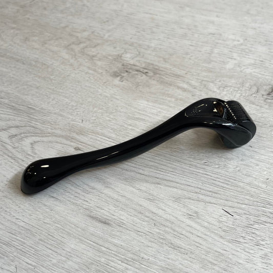 Skin roller