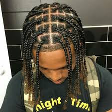 Braids Adulte sans motifs (sans la coupe)